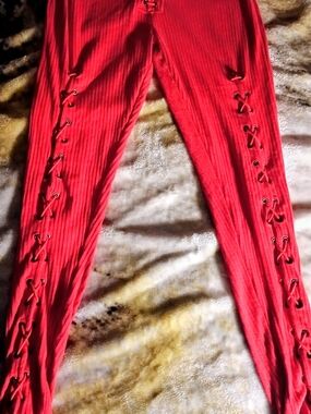 Source Unknown Red Ribbed Lace-Up Leggings